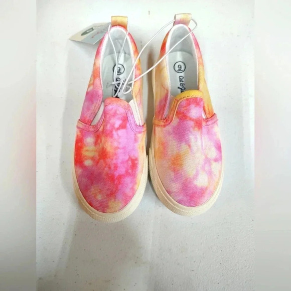 Cat & Jack Shoes - Cat & Jack Big Kids Size 9 shoes